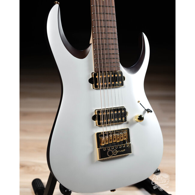 Ibanez K7YANG Head Korn Signature 7-String Guitar w/Bag – Matte White