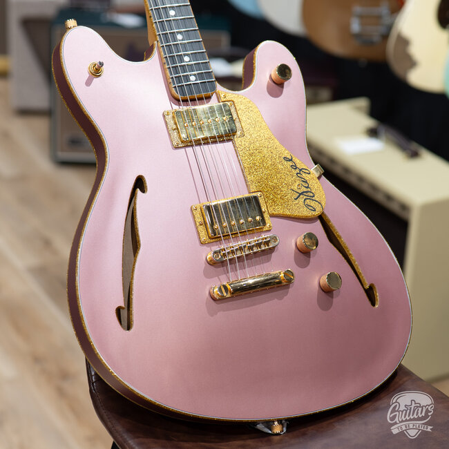 2020 Bilt Volaré Semi-Hollow Guitar w/ Case – "Hollywood Hills" Satin Burgundy Mist