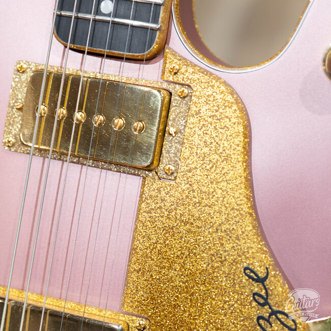 2020 Bilt Volaré Semi-Hollow Guitar w/ Case – "Hollywood Hills" Satin Burgundy Mist