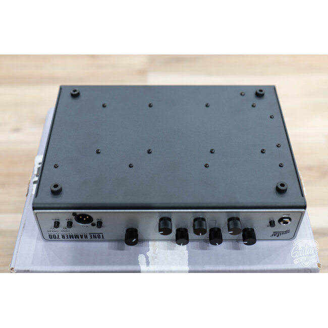Aguilar TH700 V2 Tone Hammer 700 Watt Bass Amp Head (Demo)