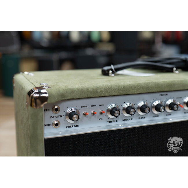 Amplified Nation Six String Sustain 50W 112 Combo – Moss Suede