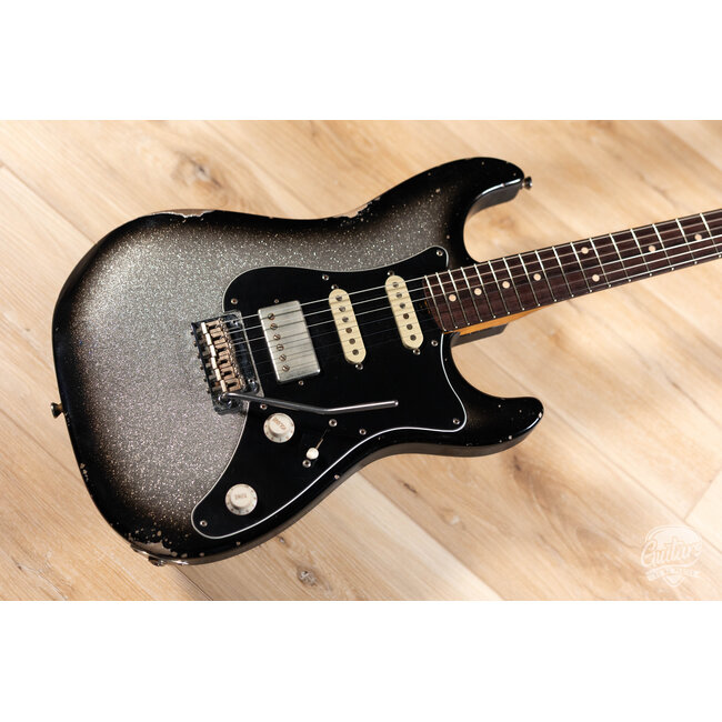 Friedman Vintage S Alder HSS Guitar w/ Rosewood – Silver Burst Sparkle