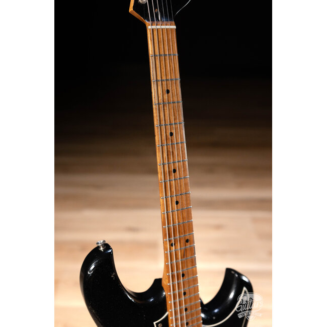 Novo Custom Idris HSS w/ Maple Neck – Starry Night