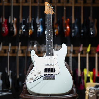 Ibanez Guitars Ibanez AZ2204NWL Prestige HSS Left-Handed Guitar w/ Case – Mint Green (B-stock)