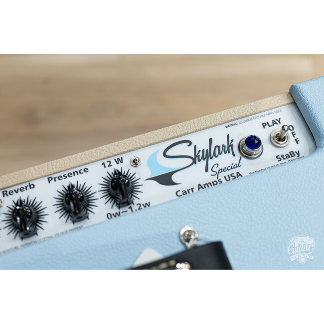 Carr Amps Skylark Special 12W 1x12” Combo – Sonic Blue/Cream