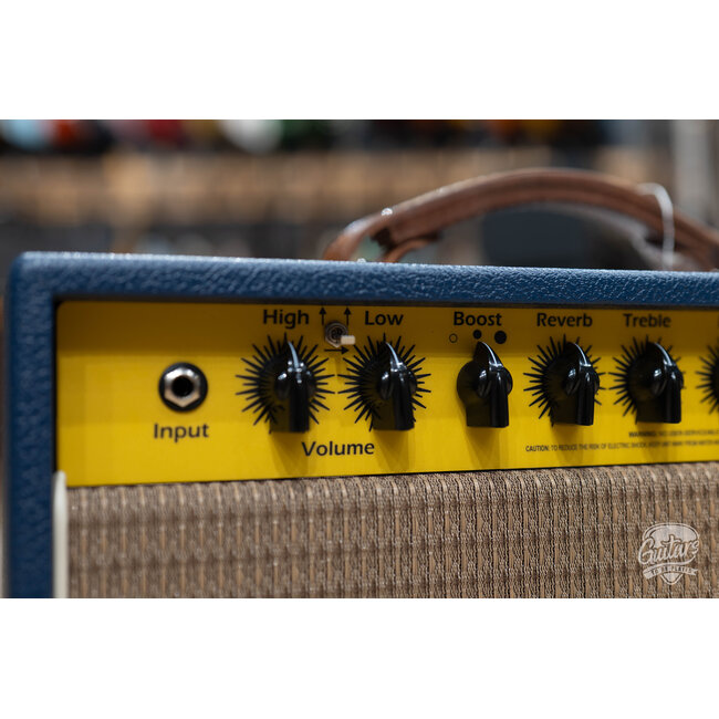 Carr Amps Mercury V 16W Head – Navy Blue w/ Tan Handle