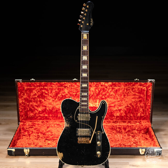 Shabat Lion JD VT Mahogany 24.75" Scale Guitar w/ VegaTrem – Black over Gold
