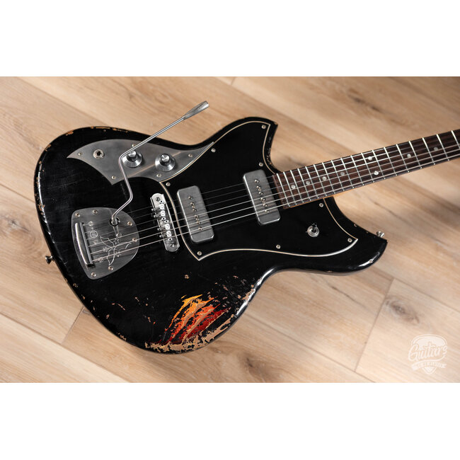 Novo Dealer Limited Nucleus Serus J Left-Handed Guitar–Bull Black over ‘64 Burst