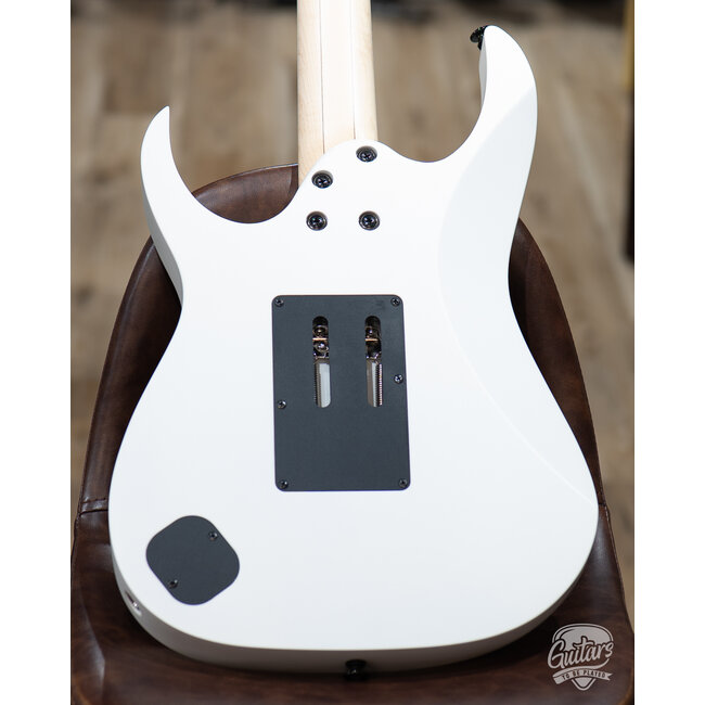 Ibanez RG653DX Prestige HH Guitar w/ Case – White Flat (Demo)