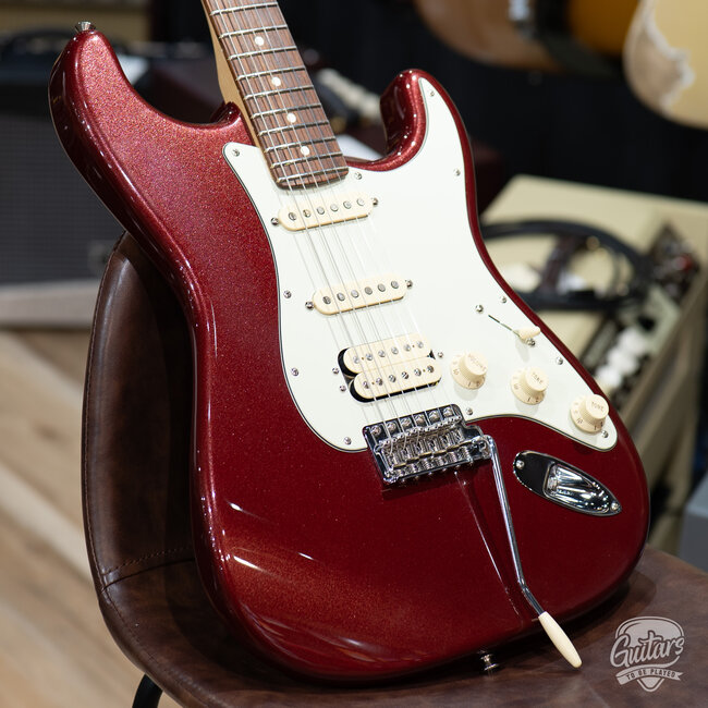 2020 Fender American Performer HSS Stratocaster w/ Bag – Aubergine