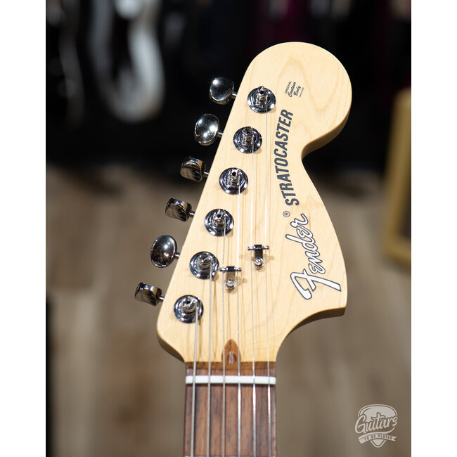 2020 Fender American Performer HSS Stratocaster w/ Bag – Aubergine