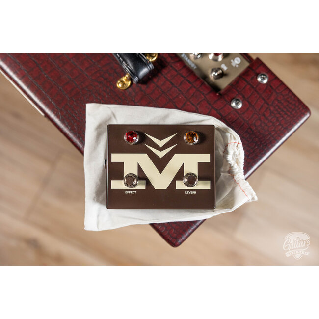 Magnatone Varsity Reverb 15W 1x12” Point-To-Point Wired – Cathedral Burgundy