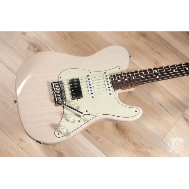 LsL Instruments Sati-Bone ERA 22 Swamp Ash Guitar w/ Roasted Neck –Vintage Cream