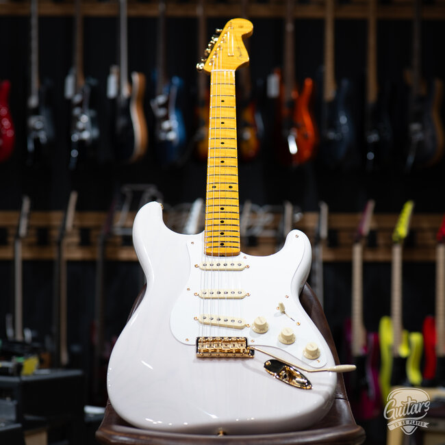 2025 Fender Limited American Vintage II 1957 Strat w/ Case – White Blonde
