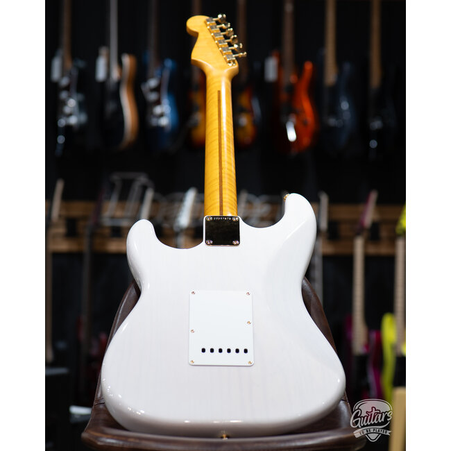 2025 Fender Limited American Vintage II 1957 Strat w/ Case – White Blonde