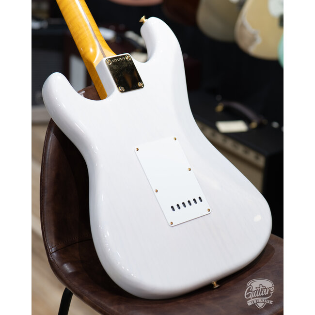 2025 Fender Limited American Vintage II 1957 Strat w/ Case – White Blonde