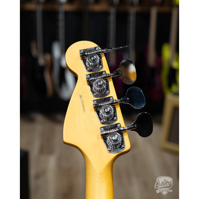 2025 Fender American Professional Classic Mustang Bass w/ Gator Bag – Faded Dakota Red