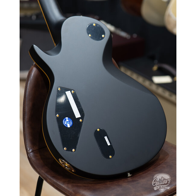 ESP LTD EC-1000 EMG Electric Guitar – Vintage Black (B-stock)