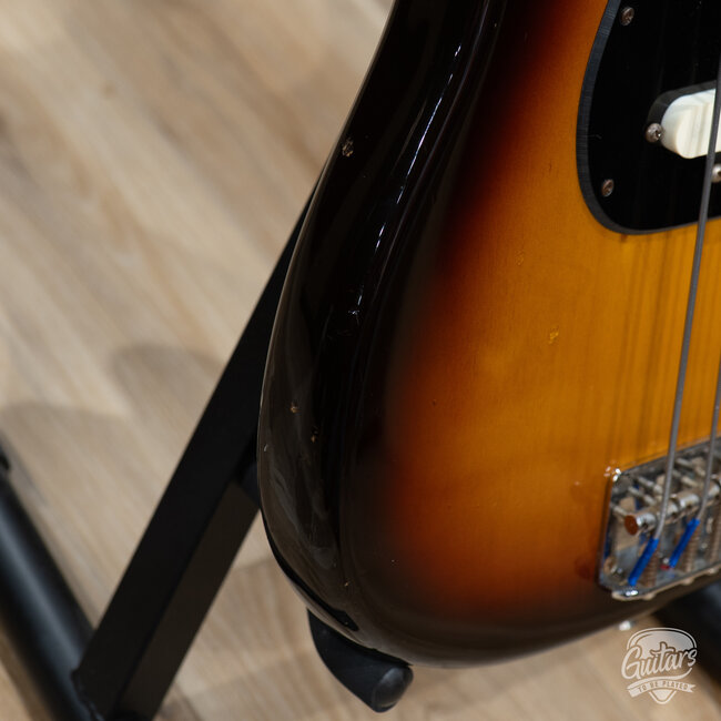 Used Fender B-34 Bullet Bass Deluxe w/ Bag – Sunburst