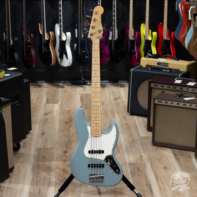 2020 Fender American Professional Jazz Bass V w/ Case – Sonic Gray