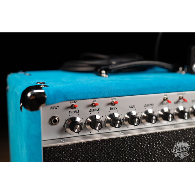 Amplified Nation Wonderland Overdrive Tube-Rect. 50W Combo – Turquoise (B-stock)