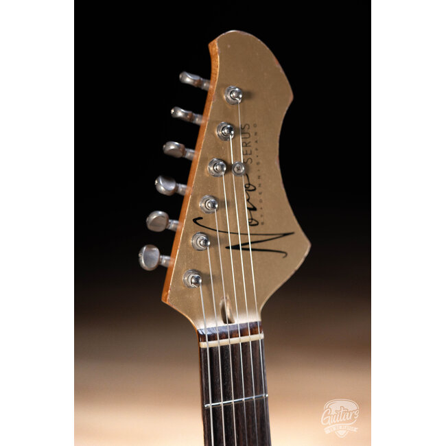 Novo Dealer Limited Nucleus Serus J Guitar –Shoreline Gold over ‘64 3-Tone Burst