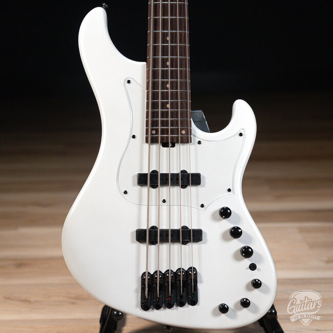 Ibanez MDM1005 Mode Series 5-String Bass Guitar w/ Bag – Pearl White
