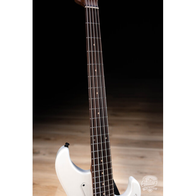 Ibanez MDM1005 Mode Series 5-String Bass Guitar w/ Bag – Pearl White