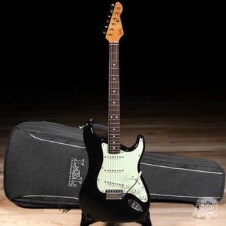 LsL Instruments LsL Instruments Saticoy ERA 22-Fret SSS S-Style Guitar – Black