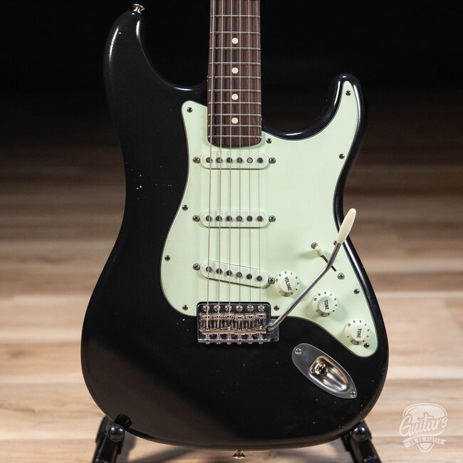 LsL Instruments Saticoy ERA 22-Fret SSS S-Style Guitar – Black