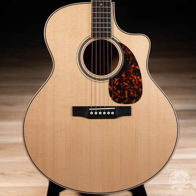 Larrivee JV-03 MH Spruce/Mahogany Jumbo Cutaway Acoustic Guitar w/ Case