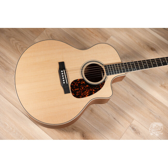 Larrivee JV-03 MH Spruce/Mahogany Jumbo Cutaway Acoustic Guitar w/ Case
