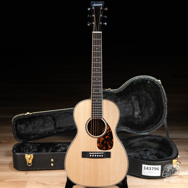 Larrivee T-44 MH Spruce/Mahogany 22.8" Scale Travel Acoustic Guitar w/ Case