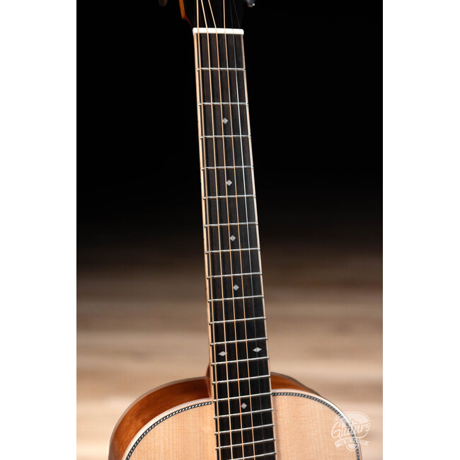 Larrivee T-44 MH Spruce/Mahogany 22.8" Scale Travel Acoustic Guitar w/ Case