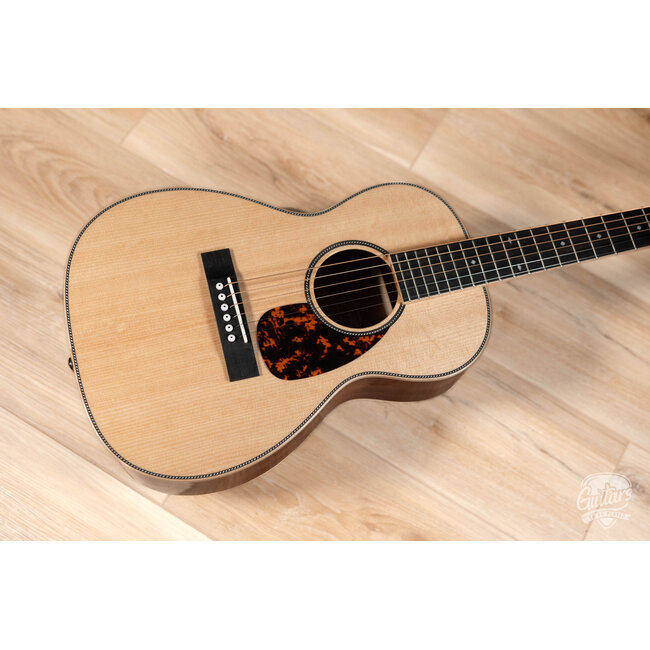 Larrivee T-44 MH Spruce/Mahogany 22.8" Scale Travel Acoustic Guitar w/ Case