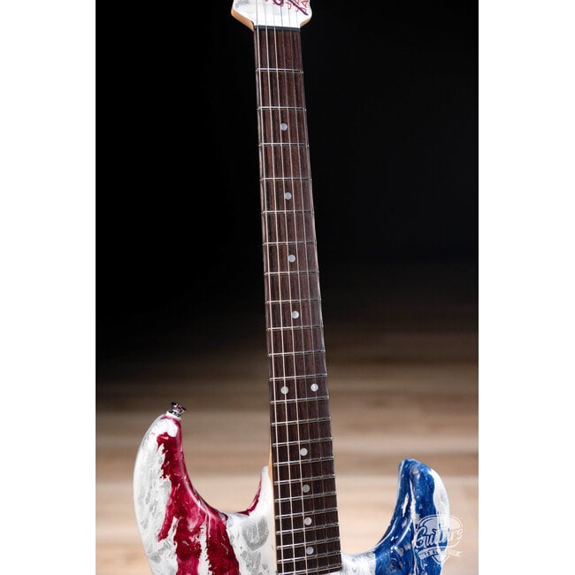 Tyler Guitars USA 250 Limited Studio Elite HDX – Red, White & Blue Shmear
