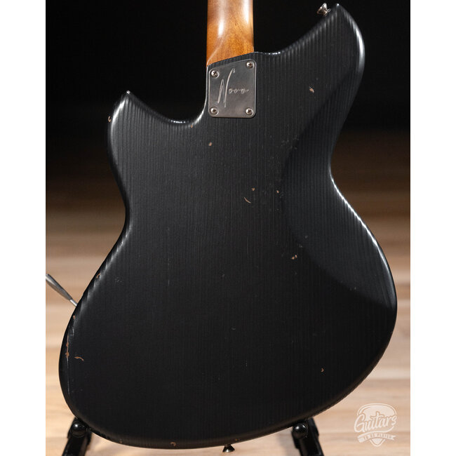 Novo Nucleus Serus J Guitar w/ Lollar P-90s – Charcoal Frost