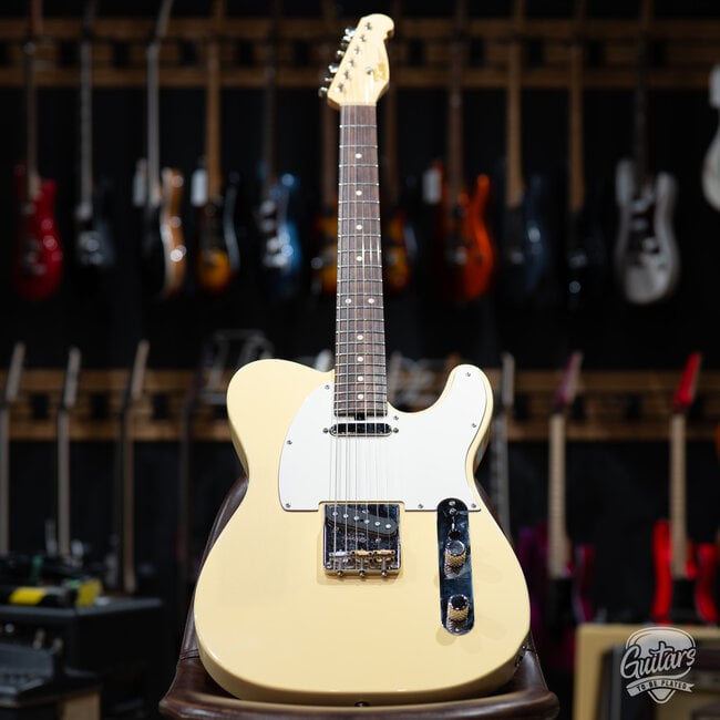 2025 Tuttle Vintage Classic T w/ Case – Vintage White Nitro