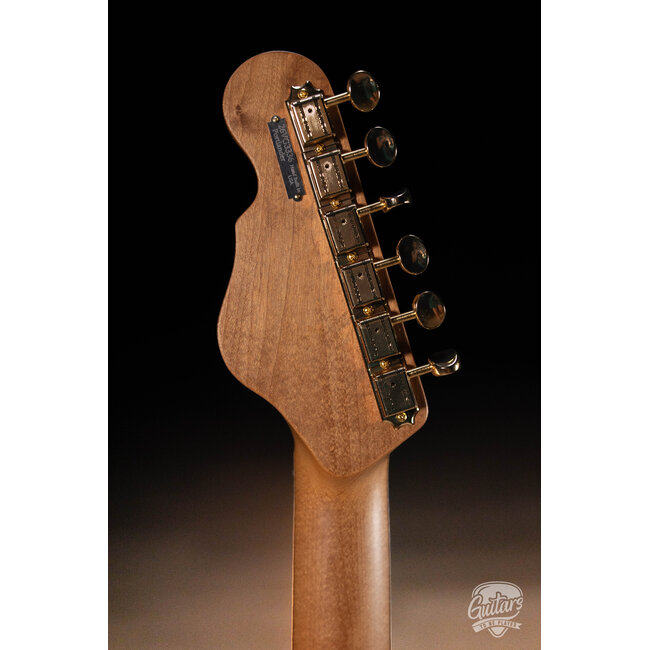 Veritas Portlander Bigsby w/ Roasted Maple & Rosewood Neck – White