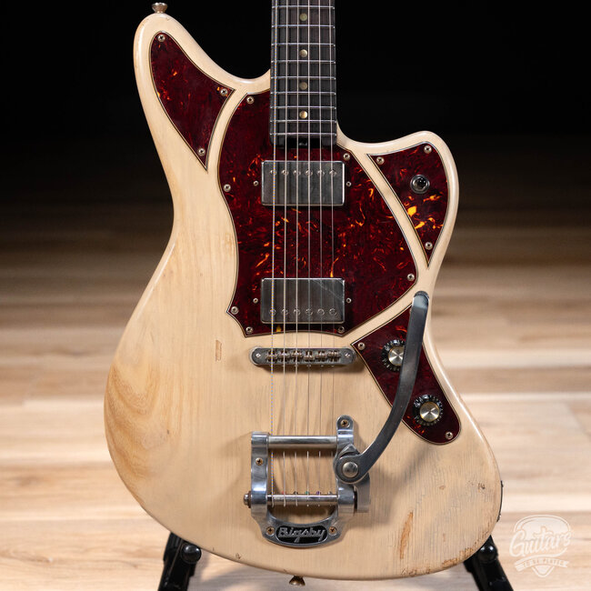 Veritas Riverton Swamp Ash Bigsby Guitar w/ Grizzlies – Trans Desert Sand