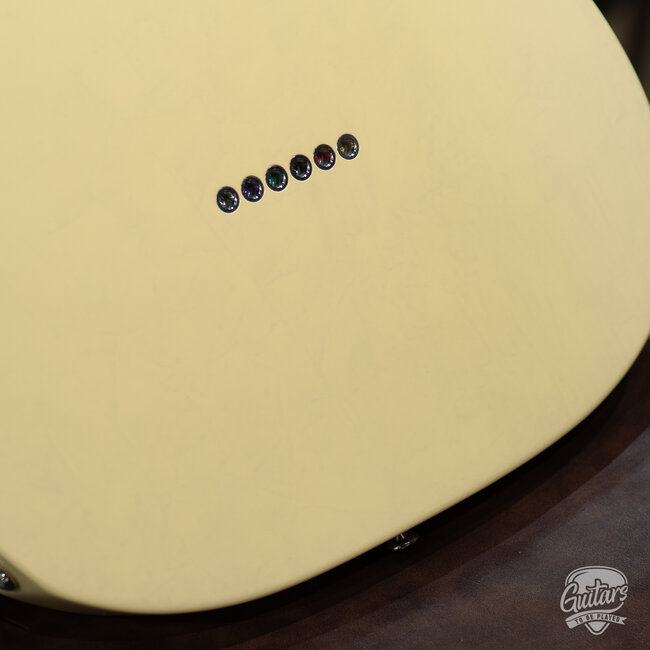 2025 Tuttle Vintage Classic T w/ Case – Vintage White Nitro