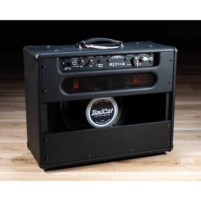 Bad Cat Cub V 40W Hand-Wired EL34 Tube 1x12 Combo w/ Footswitch & Cover