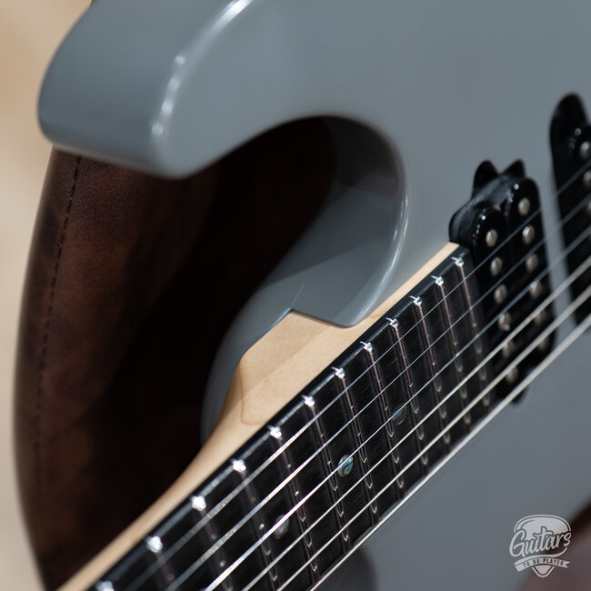Used: Suhr Modern Terra HSH w/ Gigbag – Mountain Gray
