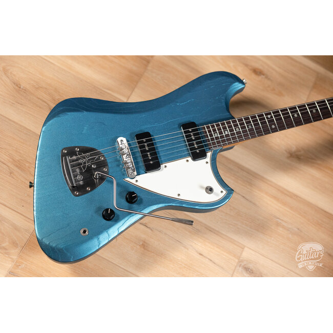 Novo Custom Voltur J Guitar w/ Lollar P-90s – Lake Placid Blue
