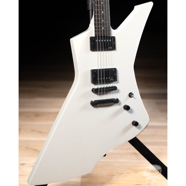 ESP Snakebyte James Hetfield Signature Custom Shop Guitar – Snow White