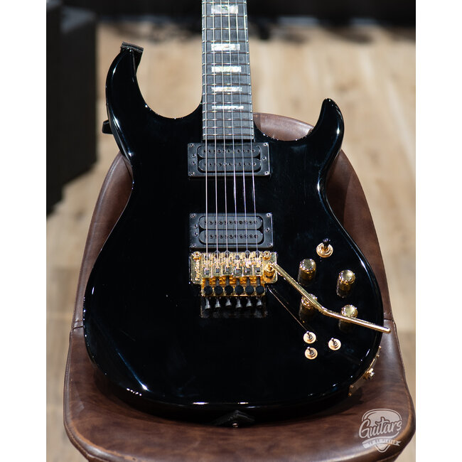 Used Carvin DC200 Neck Through Floyd Rose Guitar w/ Case – Ebony