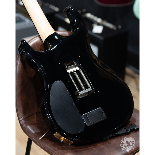 Used Carvin DC200 Neck Through Floyd Rose Guitar w/ Case – Ebony