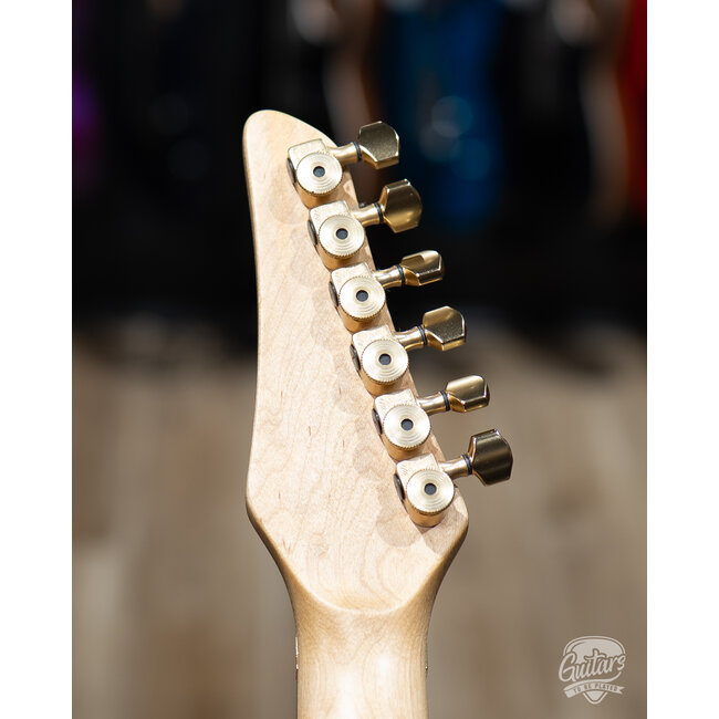 Used Carvin DC200 Neck Through Floyd Rose Guitar w/ Case – Ebony