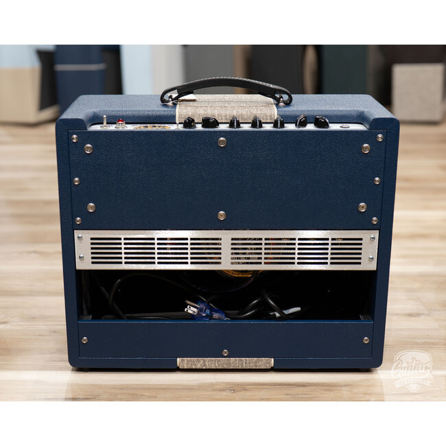 Carr Amps Super Bee 10W 1x12” Combo – Navy/Fawn Slub