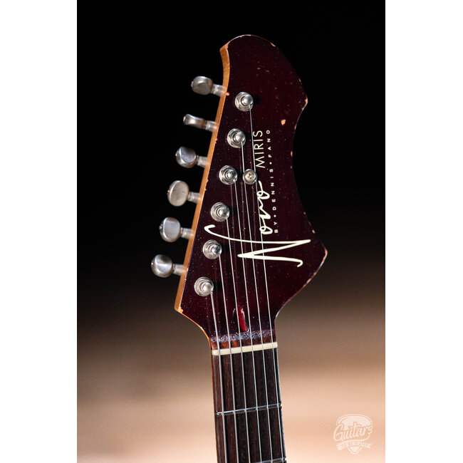 Novo Custom Miris J Semi-Hollow Guitar w/ Lollar P-90s – Silvertone Burst